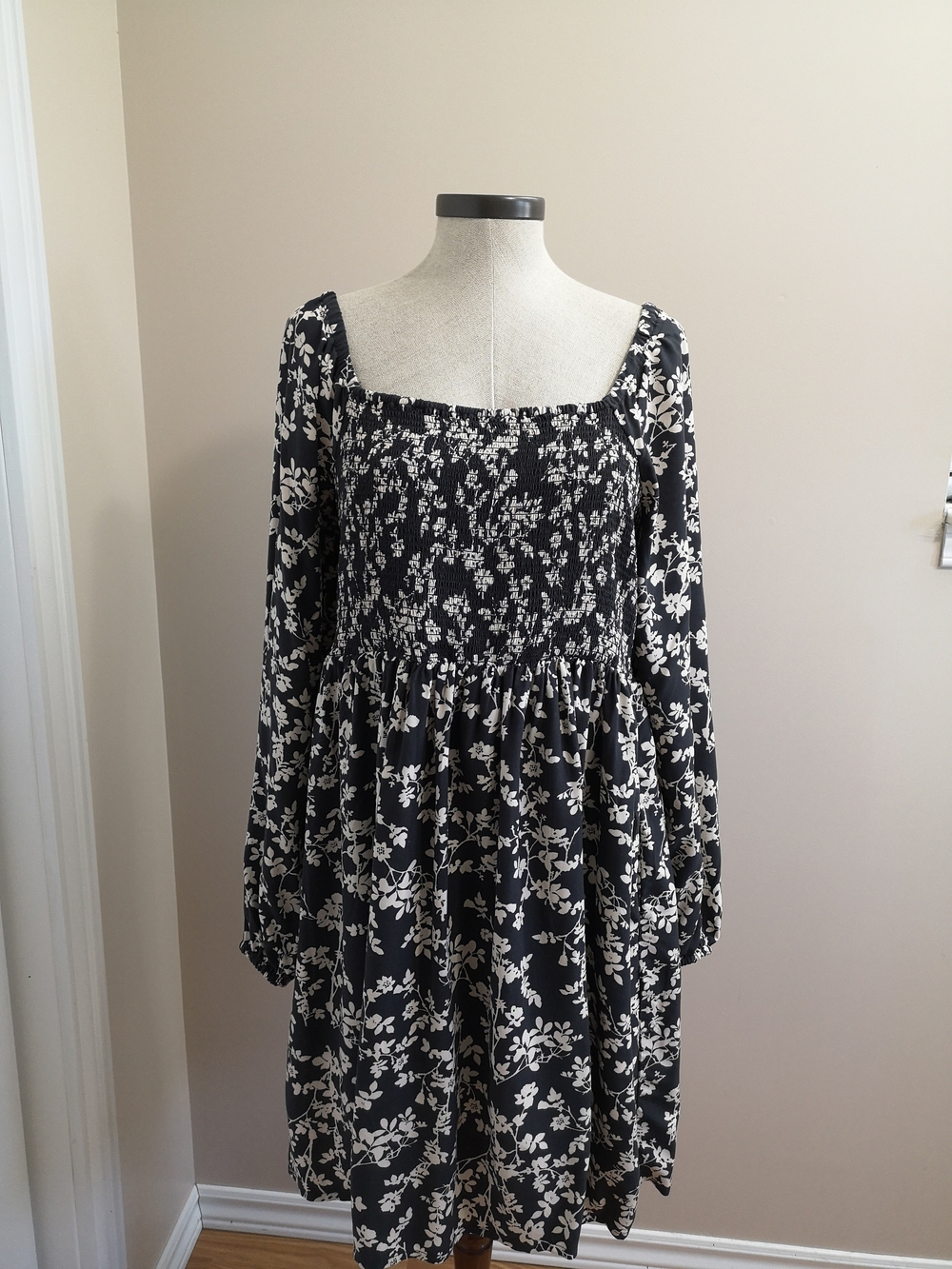Old Navy Caracol Floral Smocked Midi Dress Size XL